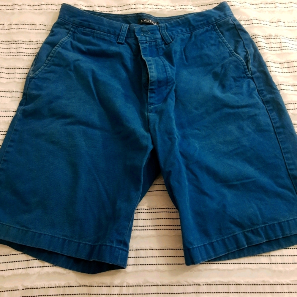 Nautica 32W shorts